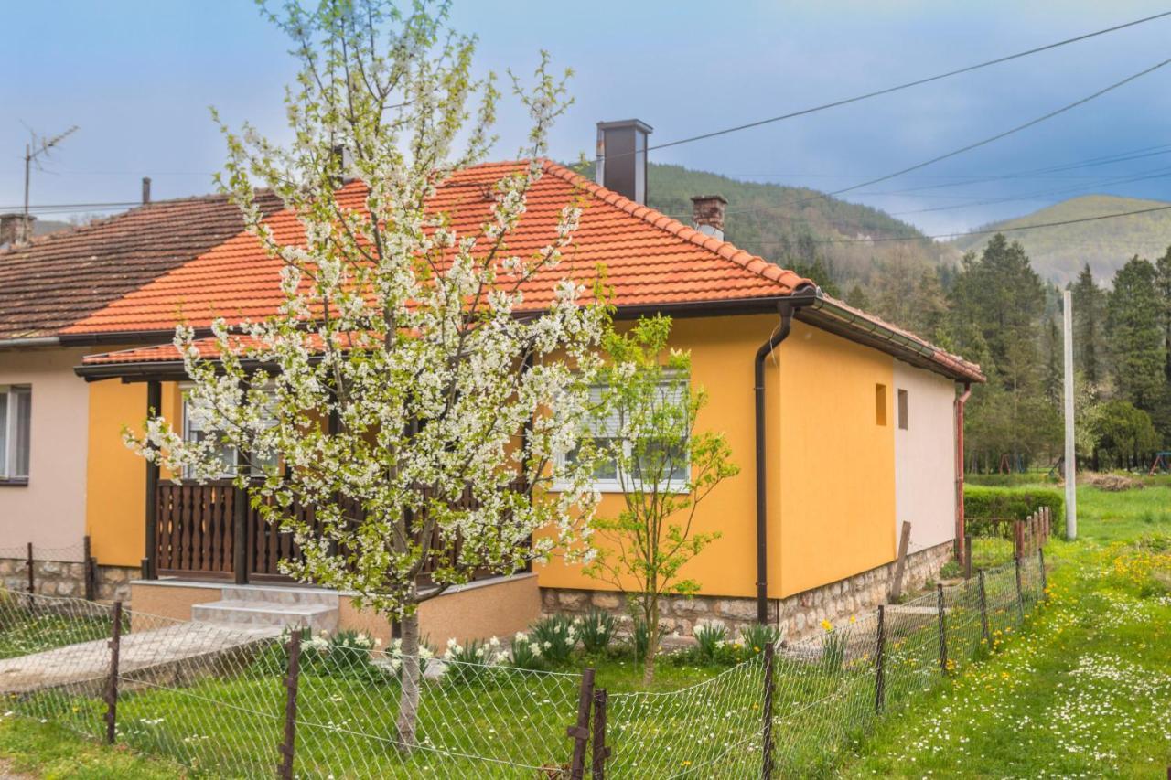 Apartman Olga Перучац Екстериор снимка